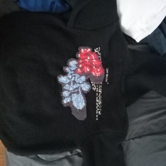 Off white sweater hoodie - Picture 2 of 2